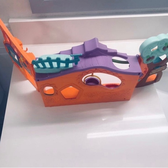 Hasbro Toys Littlest Pet Shop Orange Clubhouse Playset Poshmark